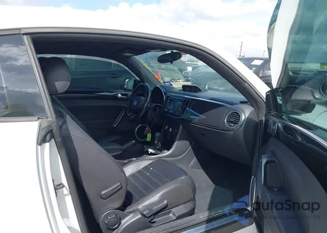 2012 Volkswagen Beetle 2.0T Turbo из США, поврежденный, VIN 3VWVA7ATXCM666060